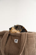 Load image into Gallery viewer, Teddy Tasche Dackel Walnut