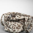 Load image into Gallery viewer, Teddy Shopper LEO Light