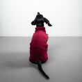Load image into Gallery viewer, OVERALL Dackel Weinrot
