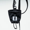 Load image into Gallery viewer, Softshell Snackbeutel Schwarz
