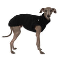 Load image into Gallery viewer, Teddy Shirt Iggy Schwarz – hochwertige Hundekleidung für Dackel, Windspiele und Windhunde von Karma Hund Berlin – Ganzkörperansicht am Hund
