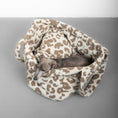 Load image into Gallery viewer, Teddy Shopper LEO Light

