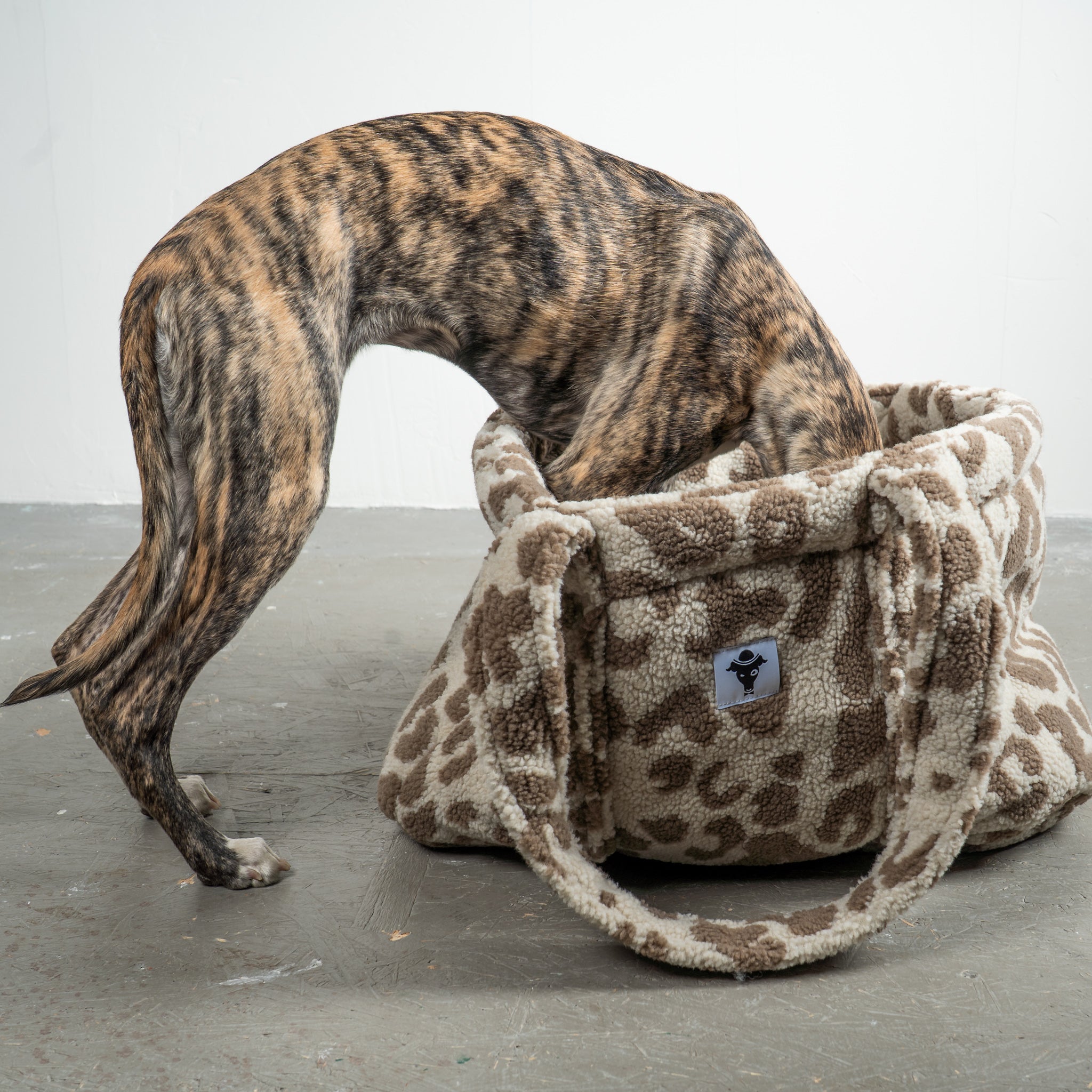 Teddy Shopper Leo Light- Rückzugsort unterwegs für Dackel, Windspiel, Zwergpudel, Zwergspitz, Whippet - Whippet Welpe Rückzugsort
